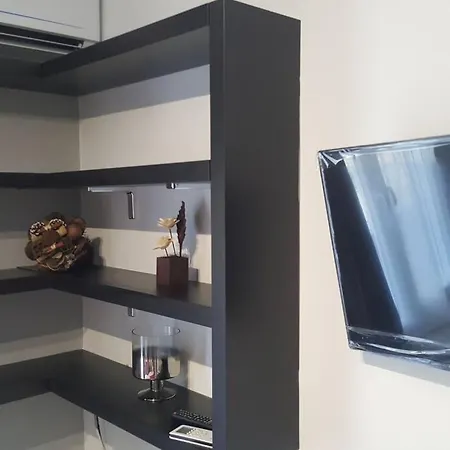 Modern Office Apartment.wifi,2a/c,luxury Fur/tures *