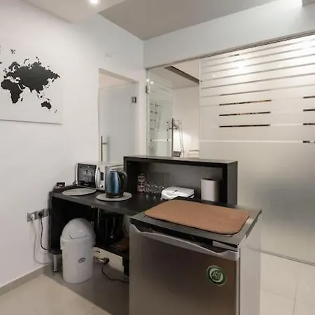 Appartamento Modern Office Apartment.wifi,2a/c,luxury Fur/tures Salonicco