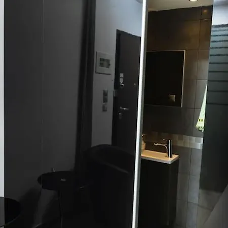 Appartement Modern Office Apartment.wifi,2a/c,luxury Fur/tures Thessalonique
