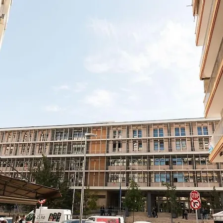 Appartement Modern Office Apartment.wifi,2a/c,luxury Fur/tures Thessalonique