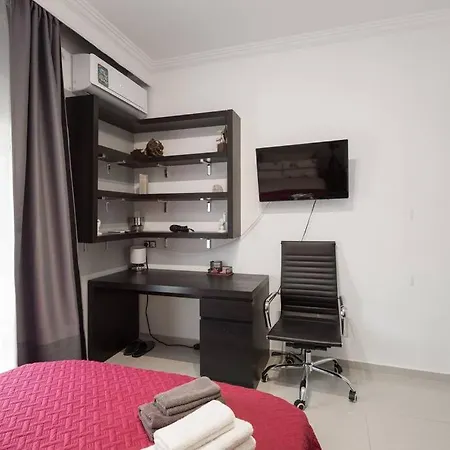Modern Office Apartment.wifi,2a/c,luxury Fur/tures Appartement Thessalonique
